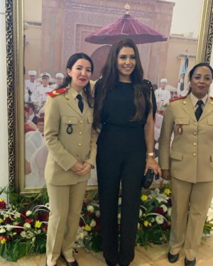 Hoda Saad Instagram - شكرا للجنة المنظمة لمعرض الفرس على هذه الدعوة القيمة و الشكر الموصول لزوار المعرض على حفاوة الترحاب . هنيئا لكم على نجاح الدورة الثانية عشر و على التنظيم المشرف .
مصفف الشعر @fox_m_g
مكياج @moutla_lana_makeupartist