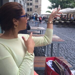 Hoda Saad Instagram - Wà chofo ljaaaaw hahaha mais j'adore 😍