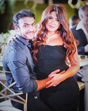 Horeya Farghaly Instagram - اكبر صدمه فعلا 😥
اجمل واطيب انسانه ياسمين عبد العزيز حبيبت قلبي
اكيد في حاجه غلط الناس وحشه اوي وبقت مؤذيه ربنا يهدي النفوس يارب 🤲