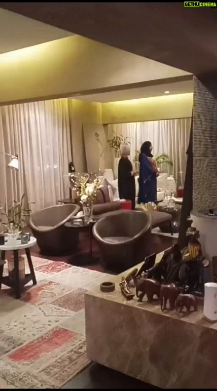 Horeya Farghaly - 7K Likes - استقبلت بكل حب محمد الطيب و
و لبيت طلبه في مقابلتي وتعهدت الاهتمام به وكل ذو الهمم
وربنا يجعلني سبب في جبر الخواطر ♥️
البيت عندي
#Creative_tv