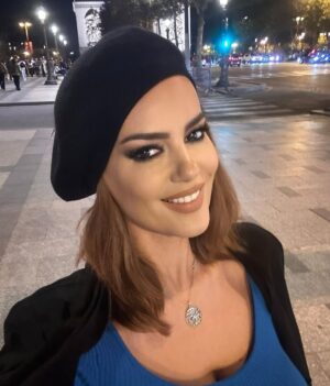 Hygerta Sako Instagram - Parlez-vous français? 💋