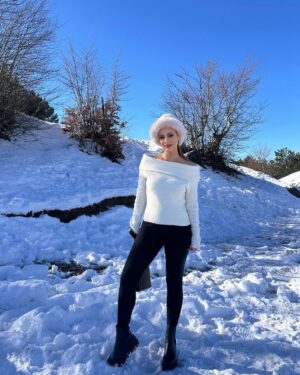 Hygerta Sako Instagram - Zjarr ☀️ e ftohte ❄️