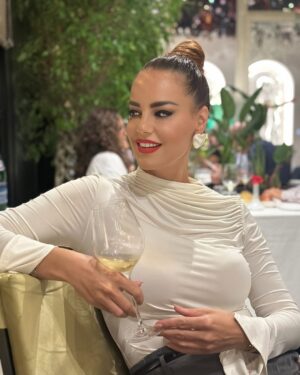 Hygerta Sako Instagram - Cheers 🍸