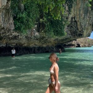 Hyoyeon Instagram - 🤎 #Bali
.
#indonesia