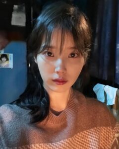 Actress IU HD Photos and Wallpapers March 2025