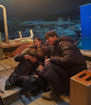 IU Instagram - 2막 비하인드 1탄 🍊🍊
#폭싹속았수다 #whenlifegivesyoutangerines