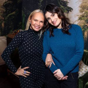 Idina Menzel Instagram - @kchenoweth Thanks, friend. I’ll never get through that song without crying. You have truly changed me for good.

Thank you for supporting @redwoodmusical and lighting up our stage with your brilliance, your humanity, inner and outer sparkle, and your insanely gorgeous diamond studded jumpsuit. I love you.

Photos by @rebeccajmichelson