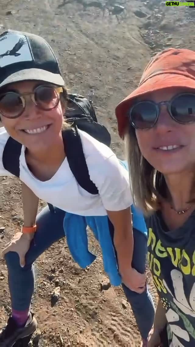 Ignacia Baeza - 3.7K Likes - Lo que sube baja y lo que baja sube. Por más aventuras juntas @mariana.derderian