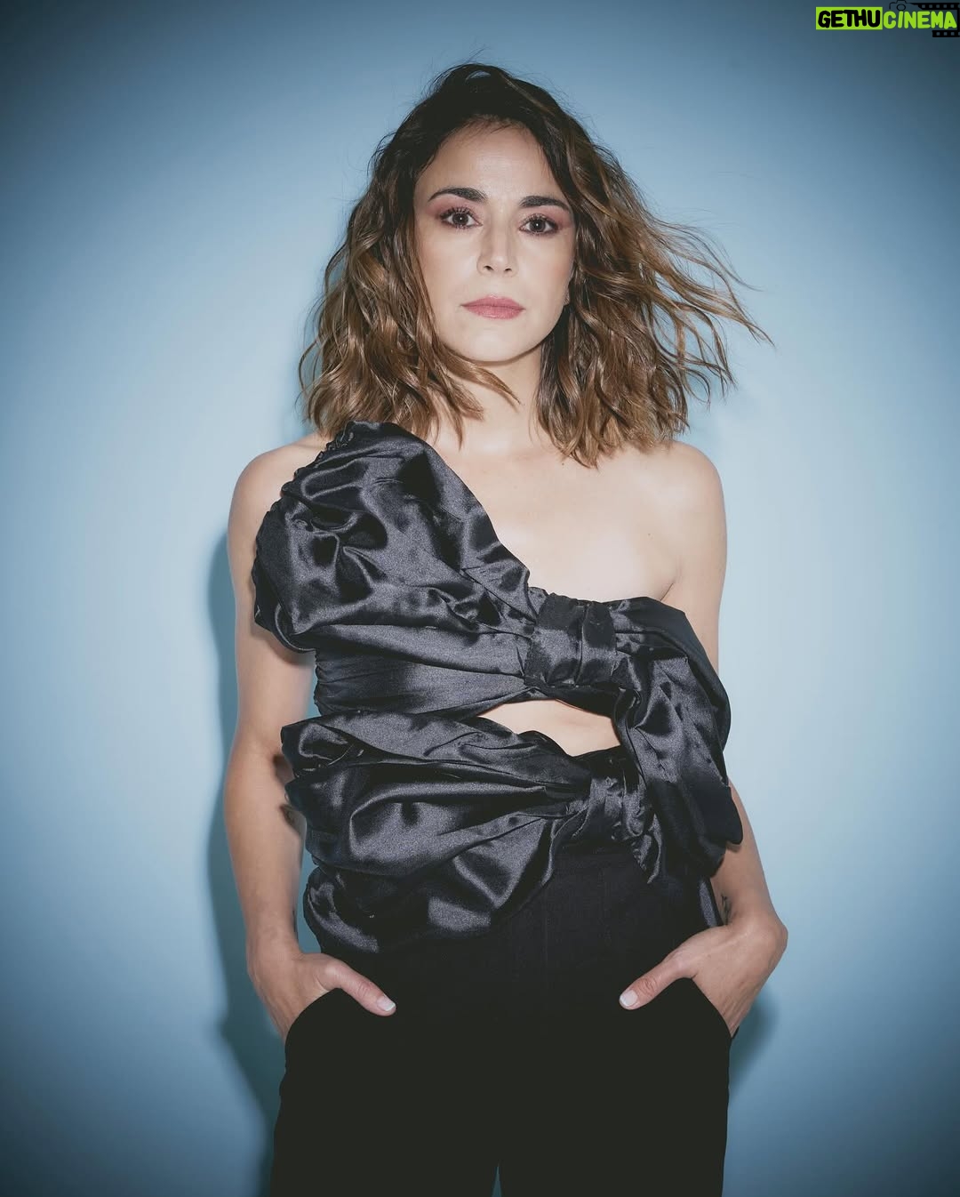 Ignacia Baeza - 2.3K Likes - Ignacia Baeza @revista_ya
Talento @baezaignacia
Fotos @pez_vasquez
Glam @alemakeupart
Estilismo @sofiordenes
Top y Pantalón @sofiordenes
#yacoleccion #ignaciabaeza #actriz