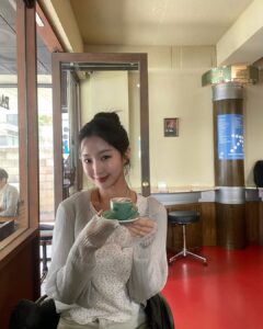 Actress Im Min-su HD Photos and Wallpapers April 2025