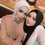 Imel Putri Cahyati