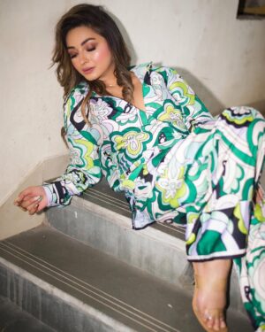 Ira Sone Instagram - Dressed to chill ✨
 #sundayvibes 
.
.
.
.
Wearing- @neofaaofficial 
.
Captured by- @pixelpassionfotography 
.
MUA- @saniyaa_hameed 
.
Hair- @makemeover.sonalishinde 
.
.
.
.
.
#ootd #potd #stylediary #whatyouseekisseekingyou