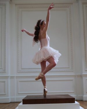 Isabella Boylston Instagram - more @selkie degas with the beautiful @maddiebdancing 🎀