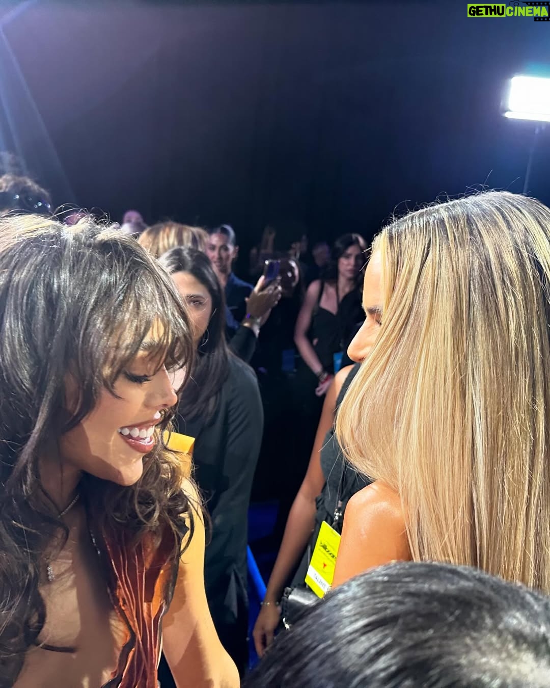 Isabella Castillo - 89.1K Likes - WHAT A NIGHT ✨💛
#latinbillboards
Styled by @readingp
Vestido @gianninaazar
Joyas @leslie.motajewelry
Sandalias @flordemariacollection
Glam @jessme77
Asistencia de Estilismo @gkcorbin22 & @natacharojasm
Fotos por @jjohann_
DREAM TEAM ⭐️⭐️⭐️