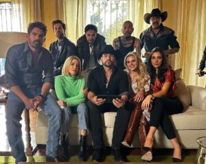 Isabella Castillo Instagram - Que les pareció el primer capítulo ? Los leo !!.🔥🔥🔥

No se pierdan @elsenordeloscielos a las 9/8 por @telemundo !! #ARRE 🔥🔥🔥