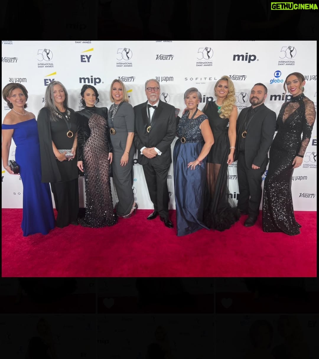 Isabella Castillo - 74.4K Likes - @iemmys what an amazing night! The best company 🖤las mejores risas, las mejores charlas.. I love you guys 🤍 el #emmy Se quedó en casa @telemundo @nbcuniverso FELICIDADES 🍾🎉🎊 @karenbarroeta @mariabadillot @xcantuarias22 @zelkoland @maryblacksuarez @jackybrv @ximenaherrera7 !!!!!!
DREAM TEAM 🤍
GLAM.
Stylist: @nessdeluna .
Dress: @alersundi .
Jewels: @iconique.jewels .
HMU: @makeupartistale .