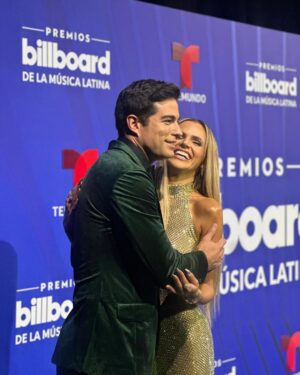 Isabella Castillo Instagram - WHAT A NIGHT ✨💛
#latinbillboards 
Styled by @readingp
Vestido @gianninaazar
Joyas @leslie.motajewelry
Sandalias @flordemariacollection 
Glam @jessme77
Asistencia de Estilismo @gkcorbin22 & @natacharojasm
Fotos por @jjohann_
DREAM TEAM ⭐️⭐️⭐️