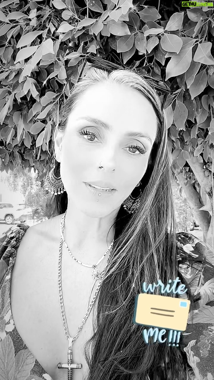 Ivonne Montero - 5.2K Likes - Quedo pendiente Familia 💇🏻♀️💇🏻♀️💇🏻♀️💇🏻♀️
@eltesorodeantonella@yahoo.com
✨🦋✨