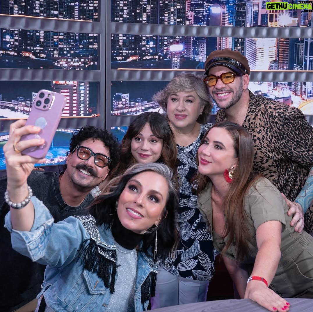 Ivonne Montero - 3.6K Likes - Gran noche en Faisy nights, la pase increible