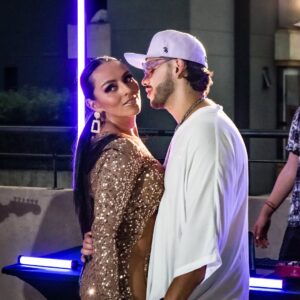Ivonne Montero Instagram - “Si Me Dejas” ya está en TODAS las plataformas.
El videito sale esta noche 7pm 🇲🇽 - 8pm 🇨🇴
Mientras tanto, suban sus historias con su parte favorita 🥹
#nuevamusica #bachata #mexico #colombia