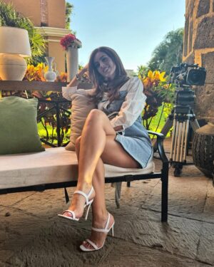Jackie Sauza Instagram - Grabando en Morelos y no tienen idea de las fechorías que se vienen!!! @meatrevoaamarte ✨✨✨