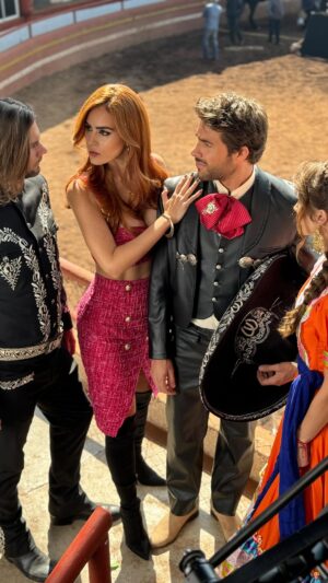 Jackie Sauza Instagram - Ayer fue un día lleno de emoción y grandes momentos: grabamos los promocionales de esta increíble historia, #MeAtrevoAAmarte. 🎬✨ ¡Cada vez más cerca de compartirla contigo!