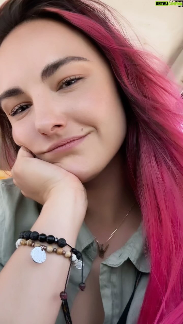 Jade Fraser - 3.3K Likes - Hoy quiero contarte…. 🎼💞✨