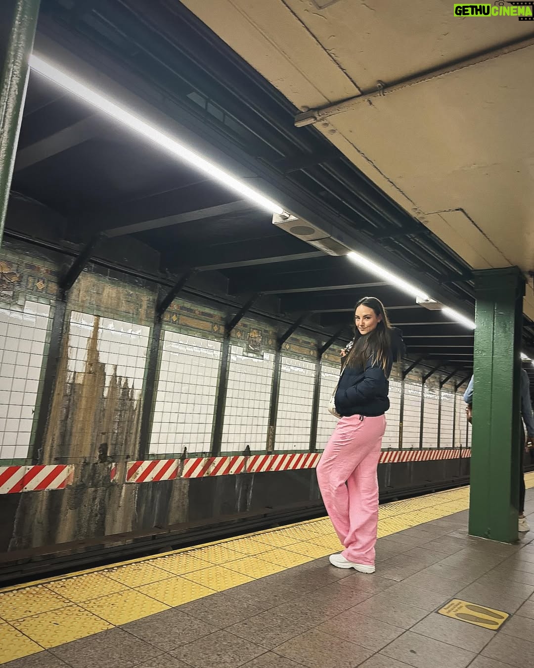 Jade Fraser - 4.3K Likes - Pa donde no vamo ???