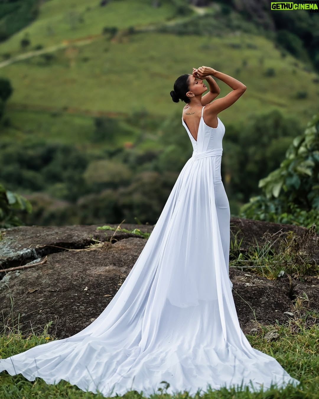 Jakelyne Oliveira - 69.6K Likes - Pré Wedding! Um dos ensaios mais importantes da minha vida 👰🏽♀️🥹
Vestidos: @sorimodafesta
Fotos: @mayckonsantosoficial
#MalynevaiCasar #CasamentoMalyne