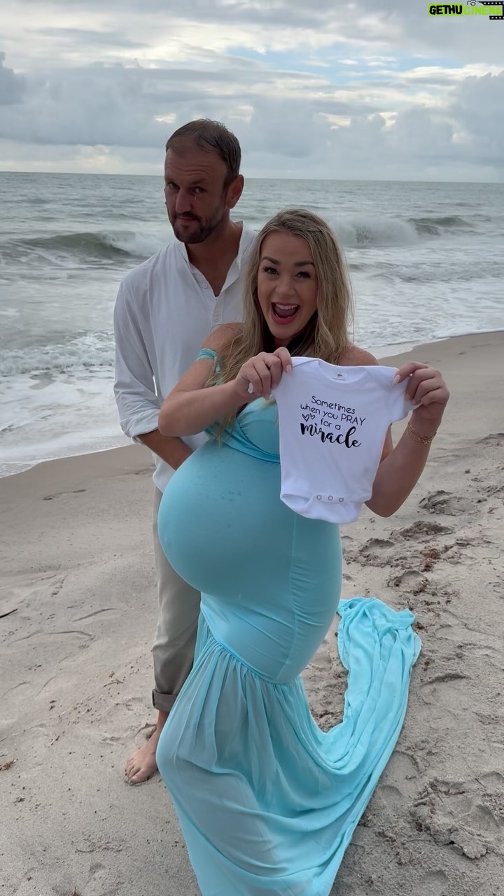 Jamie Otis - 12.4K Likes - Sometimes when you pray for a miracle…God gives you 2! 🙏🏻❤️🙏🏻How has it been 6 months already 🥹🥹
Sometimes I just stare at them and can’t help but feel so blessed that they are here, and that God answered my prayers for twins.❤️
After trying for so long 🙏🙏🙏
Now I’m trying not to miss any moments, since we don’t plan on having more kids…but it is going SO FAST!🥺
This is your reminder - put things you desperately want out into the universe and try to truly feel & believe it can happen …. Who knows, you may end up with it🙏🏻
Thank you SOOO much @feedlebeephotography for capturing these moments for us ❤️❤️
#twins #momoftwins #momlife #dadlife #prayers #fertility #blessed #marriedatfirstsight #reality #positivevibes #parenting