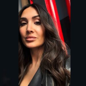 Jandae Percem Instagram - Back to black 🖤