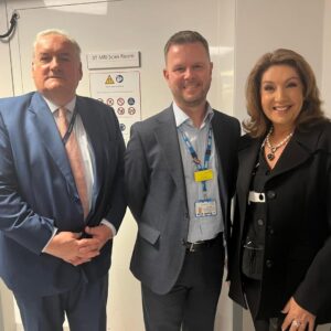 Jane McDonald Instagram - I had a wonderful day opening the MRI diagnostic suite at Pinderfields Hospital. Felt very proud and humbled to be amongst the people who made this happen. Congratulations to you all. Xx
@midyorkshirenhs #nhs #wakefield #yorkshire