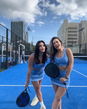 Janelle Marie Instagram - recent dumpsito 🤳 

#padel #padelmiami #pilates #LA #mia #activewear #alo