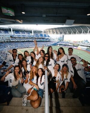 Janelle Marie Instagram - Opening Day 2025! Thank you @marlins x @influur ❤️⚾️ 📸 @wattleyph