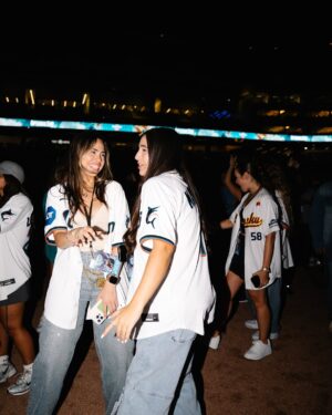 Janelle Marie Instagram - Opening Day 2025! Thank you @marlins x @influur ❤️⚾️ 📸 @wattleyph