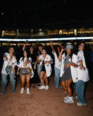 Janelle Marie Instagram - Opening Day 2025! Thank you @marlins x @influur ❤️⚾️ 📸 @wattleyph