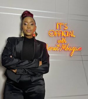 Janet Mbugua Instagram - It’s officially Saturday! Emotional damage: 85% (because KE is kinda going through it 😢).
Recovery mode: activated 🙌🏾

(Tap pic 1 for outfit and make up details)

#ItsOfficial #ItsOfficialWithJanetMbugua #TheWeekend