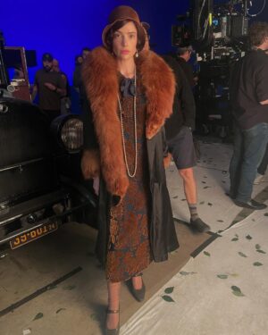 Janet Montgomery Instagram - In celebration of last nights episode here are a few more behind the scenes from my time on 1923. Hope you are all enjoying the show! Only one more episode to go. SPOILERS! If you haven’t seen last nights episode DO NOT scroll through these pics. Streaming now on @paramountplus @1923official