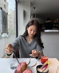 Actress Jang Gyu-ri HD Photos and Wallpapers July 2025