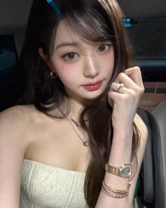 Actress Jang Won-young HD Photos and Wallpapers March 2025