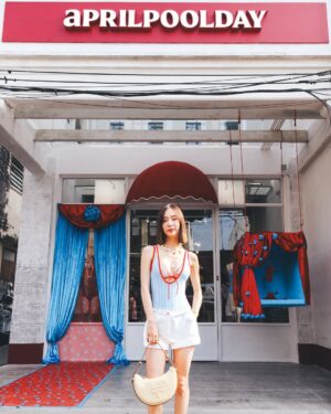 Jarinporn Joonkiat Instagram - @aprilpoolday Phuket old town! 💘🫣

#aprilpooldayphuket
#aprilpoolday