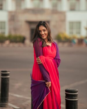 Jasmine Parveen Instagram - 💜🦋
.
.
📸: @jascaptures_ 
👗: @akshara___boutique