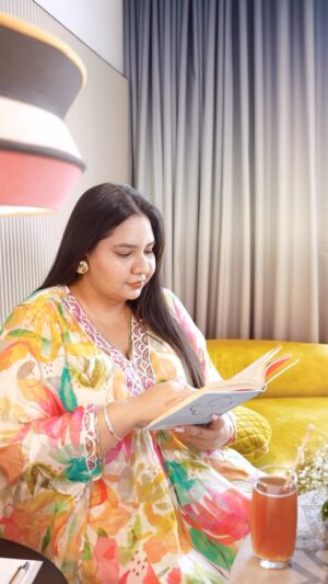 Jasmine Sidhu Instagram - Vibe: Summer 🌸

Favourites- 

Sunscreen- @claycobeauty @moodboard.co 

Outfit - @fashor_com 

Perfume- Velvet Rose & Oud @jomalonelondon 

Lip oil - @diorbeauty 

#jazzfoodtravelshop #chandigarhblogger #chandigarhshopping #ethnicwear #plussizebeauty #plussizedress #womensfashion #summertime #summervibes #summerstyle #summeroutfit #summerstyle #mumbaifashion #mumbaiblogger