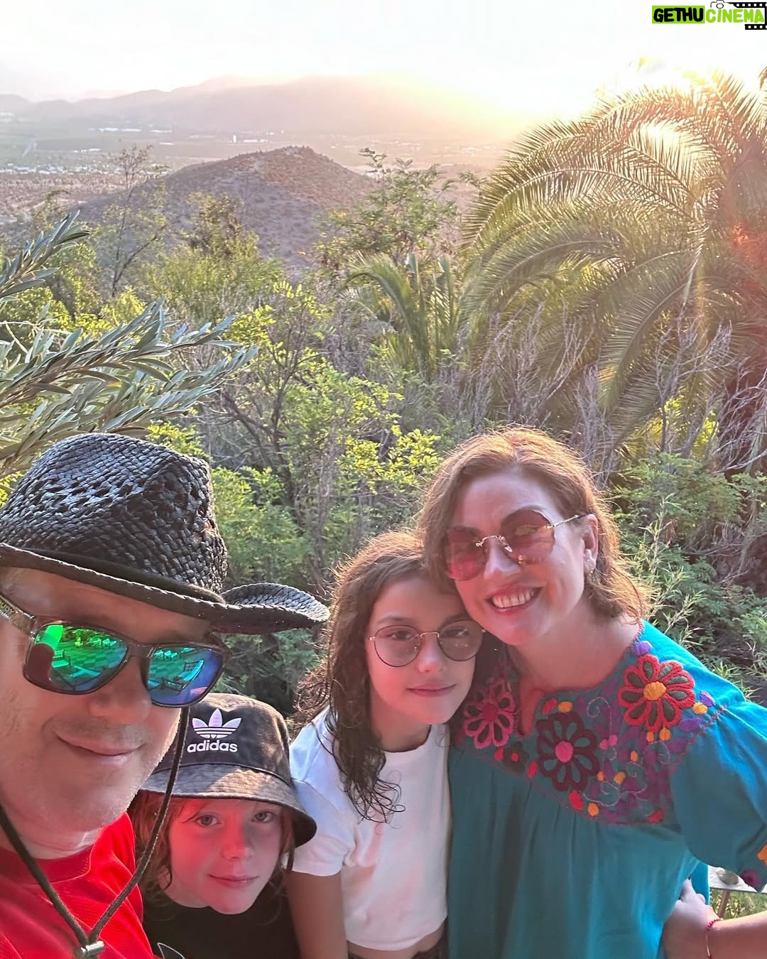 Javiera Contador - 25.4K Likes - Hoy celebro el nacimiento de Don @diegohrougier ā¤ļøā¤ļøā¤ļø šš¼šš¼šš¼
Mi mejor compaƱero de vida, de crianza, de viajes, de aventuras y desventuras, de tristezas y alegrĆas.
Hemos pasado tantas y estamos listos para recibir las que vengan!! š«¶šš«¶
Al lado tuyo el mundo siempre es mejor. Vamos a por mas!! šš
Te amo cumpleaƱero! ā¤ļø
Felicidad para ti hoy siempre.