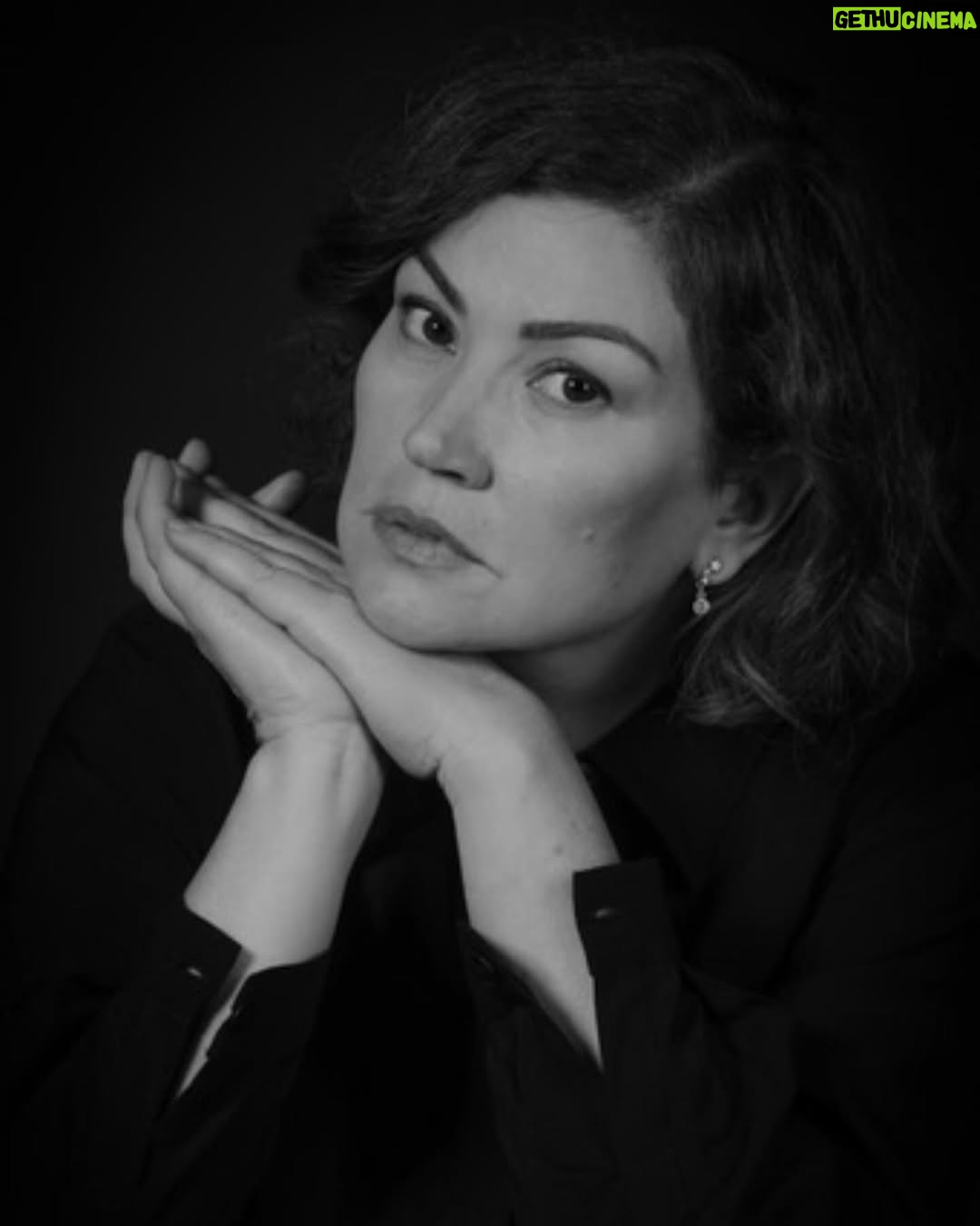 Javiera Contador - 20.3K Likes - Feliz y agradecida de formar parte de la exposición fotogrĆ”fica āManos a la obraā que estarĆ” durante todo Marzo en @tm_lascondes .
Las fotos son de @natalia_photo
šššø #Gracias