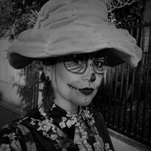 Javiera Contador Instagram - Halloween 2024!!
Me van a disculpar pero encuentro que el disfraz de la criatura me quedó iguolsss. 💅
Theo de Gus de Sweet Tooth
Mila de conejo de Alicia en el Pais de las Maravillas 
Diego de pásame algo rápido 
Javi de se me perdió la mascara que quería usar y tuve que improvisar.
#Jalouins #Family #SobredosisDeAzucar