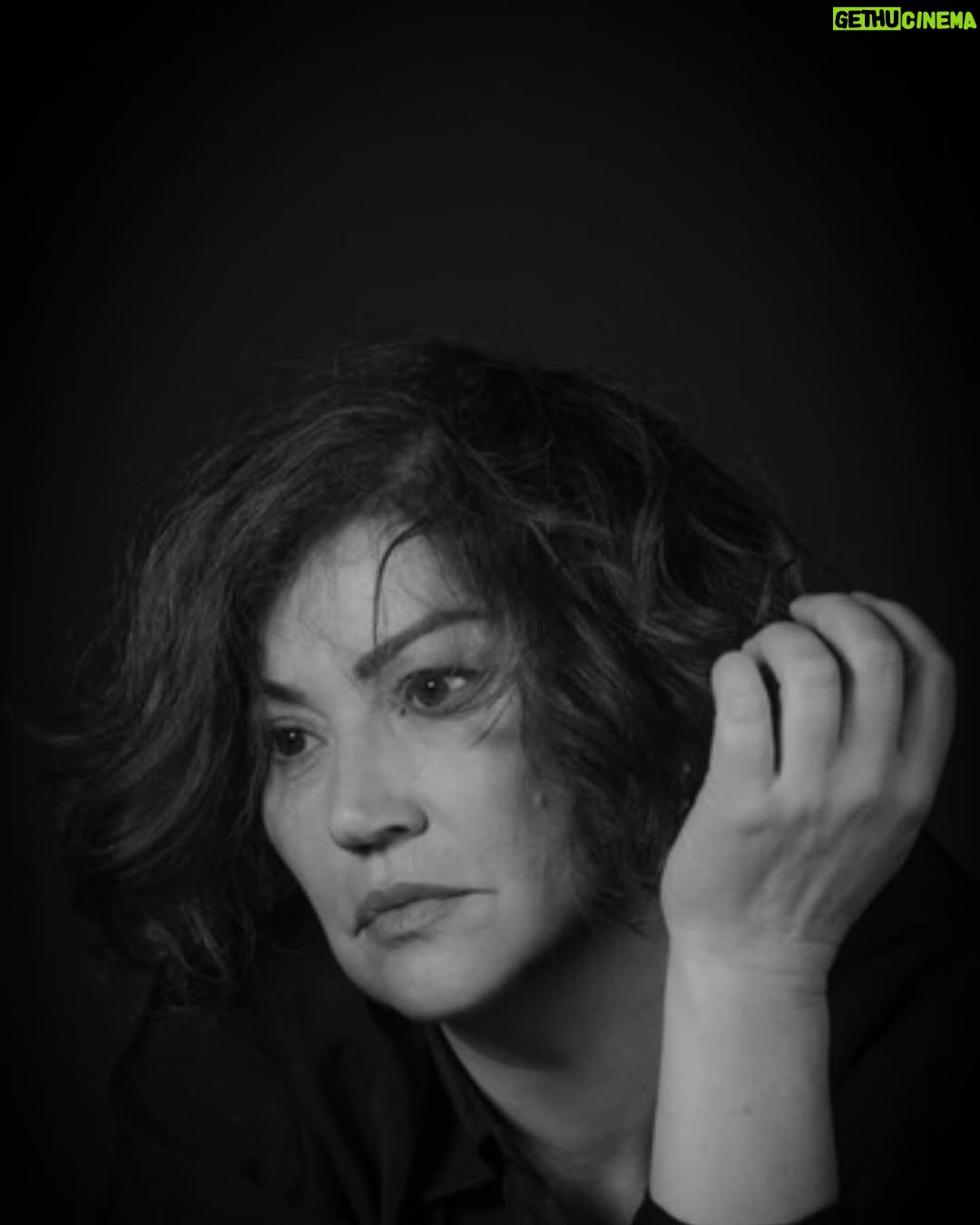 Javiera Contador - 20.3K Likes - Feliz y agradecida de formar parte de la exposición fotogrĆ”fica āManos a la obraā que estarĆ” durante todo Marzo en @tm_lascondes .
Las fotos son de @natalia_photo
šššø #Gracias