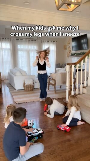 Jen Lilley Instagram - If you know, you know! #momlife