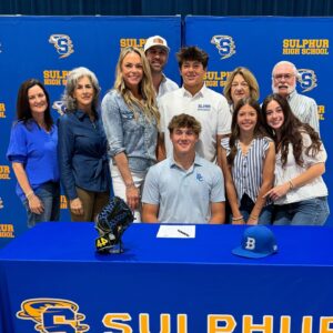 Jennie Finch Instagram - Signing Day for Ace w/ @blinn_baseball We couldn’t be more proud of him and so excited for him and his teammates to continue their athletic careers! 
Go Tors, Go Bucs! 
Sending so many thank you’s to all that have poured into our boy, we so appreciate you! 🙏🏽