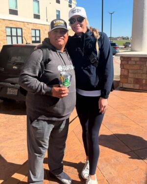 Jennie Finch Instagram - My BU!!!! So so glad and so much fun to meet up for breakfast this morning! My USA Roomie & Bestie Bustos! We traveled the world together, hotel rooms, bus rides, workouts, a lot of pizza/late night grub, so many gut giggles where you cry & snort, & just SO many precious memories! She is GOLDEN to the core, just so dang selfless and kind! & by the way- still holds the @olympics HR record! However, you won’t meet a more generous soul! She’s such a gift, way beyond the many 💣’s! Love you Bu! She coaches for @etamu_sball - enjoyed meeting her squad too! My ride or die! 🫶🏽